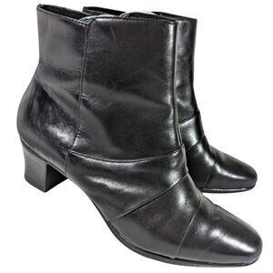 NWOT! EASY SPIRIT! BLACK GENUINE LEATHER LAYERED DETAIL ANKLE BOOTS! SZ 6.5M